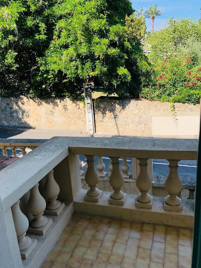 Studio Cosy Au Centre De Cannes Apartament